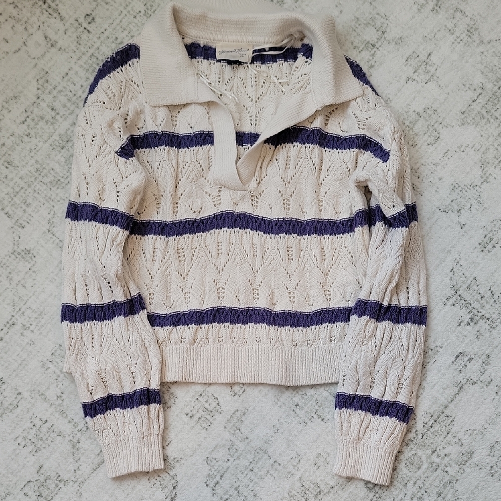 Universal Thread Cream and Purple V-Neck Sweater - Picture 7 of 9